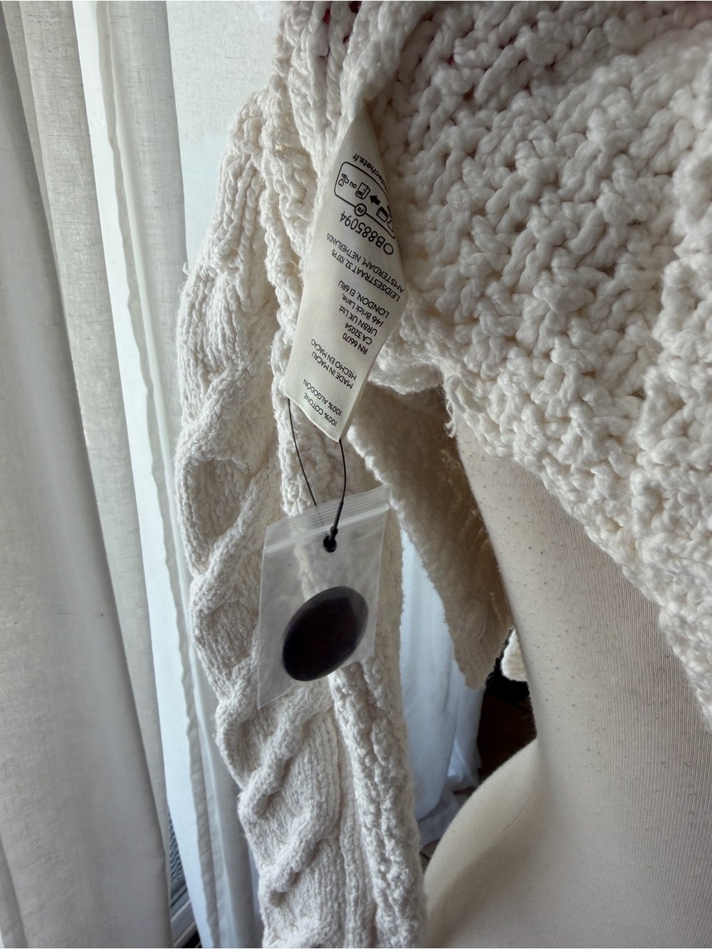 Free People Bonfire Cable Knit Cardigan Cream Size XL NWOT - Picture 4 of 5